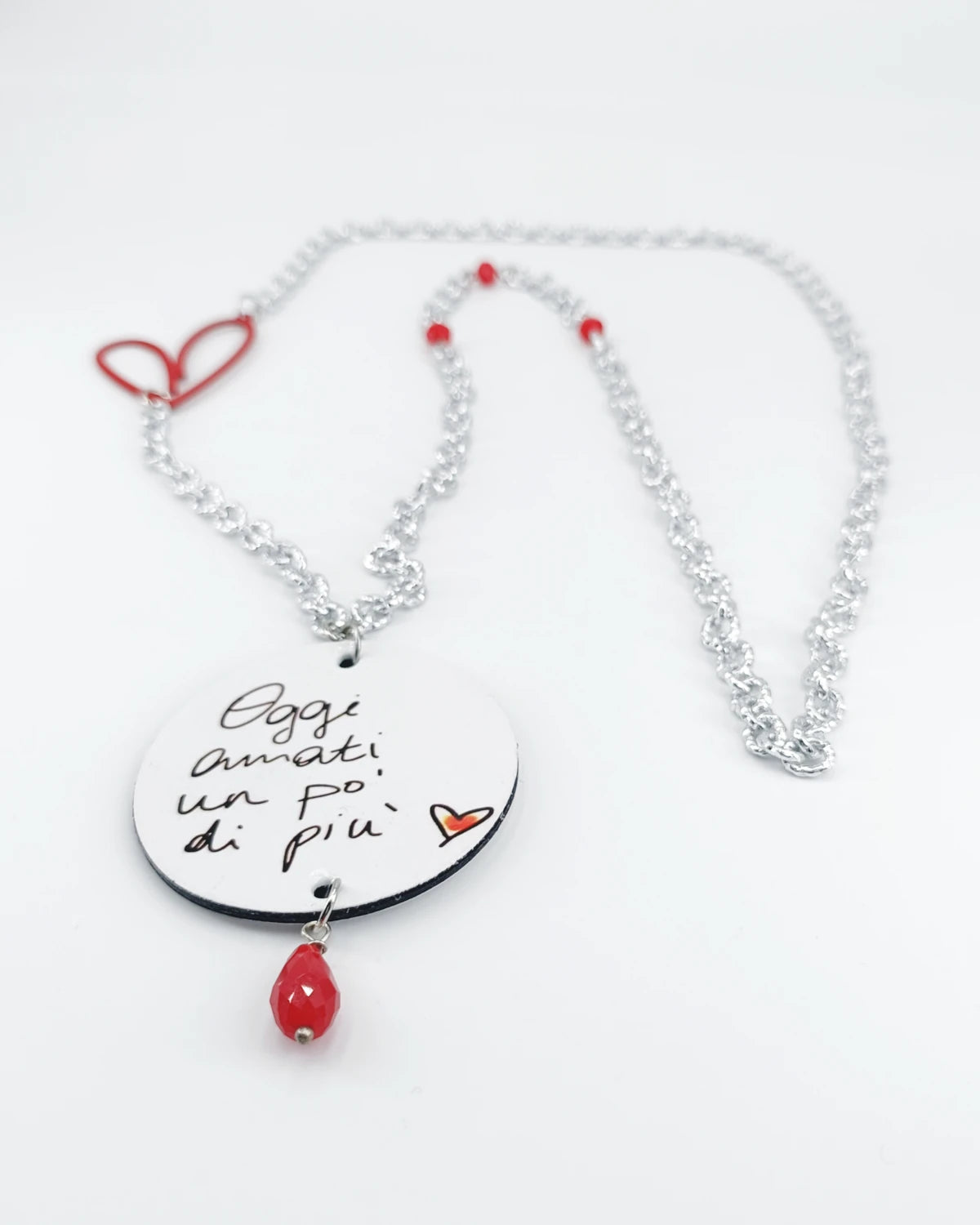 Collana Oggi amati un po' di più appoggiata