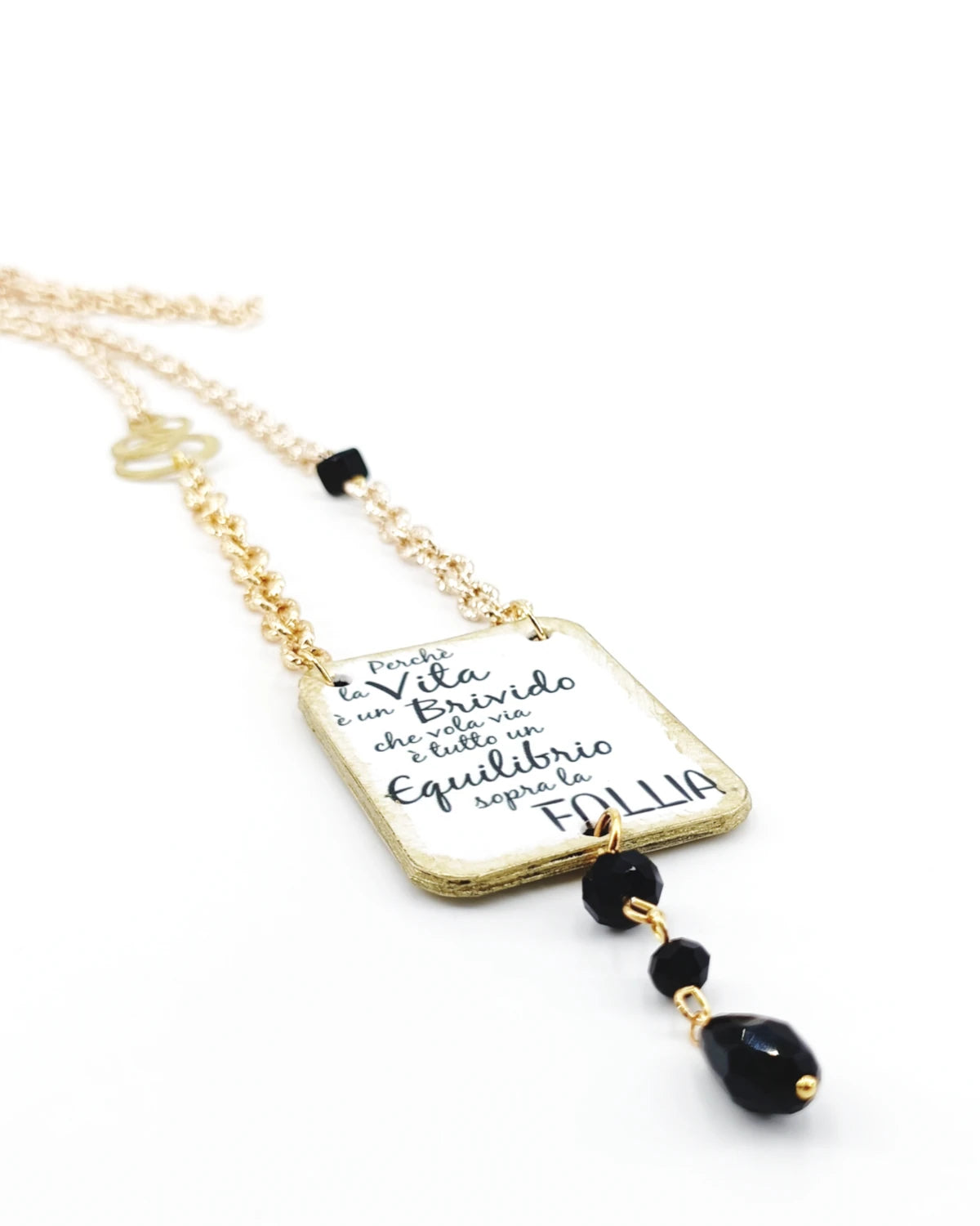 La vita è un brivido che vola via è tutto un equilibrio sopra la follia