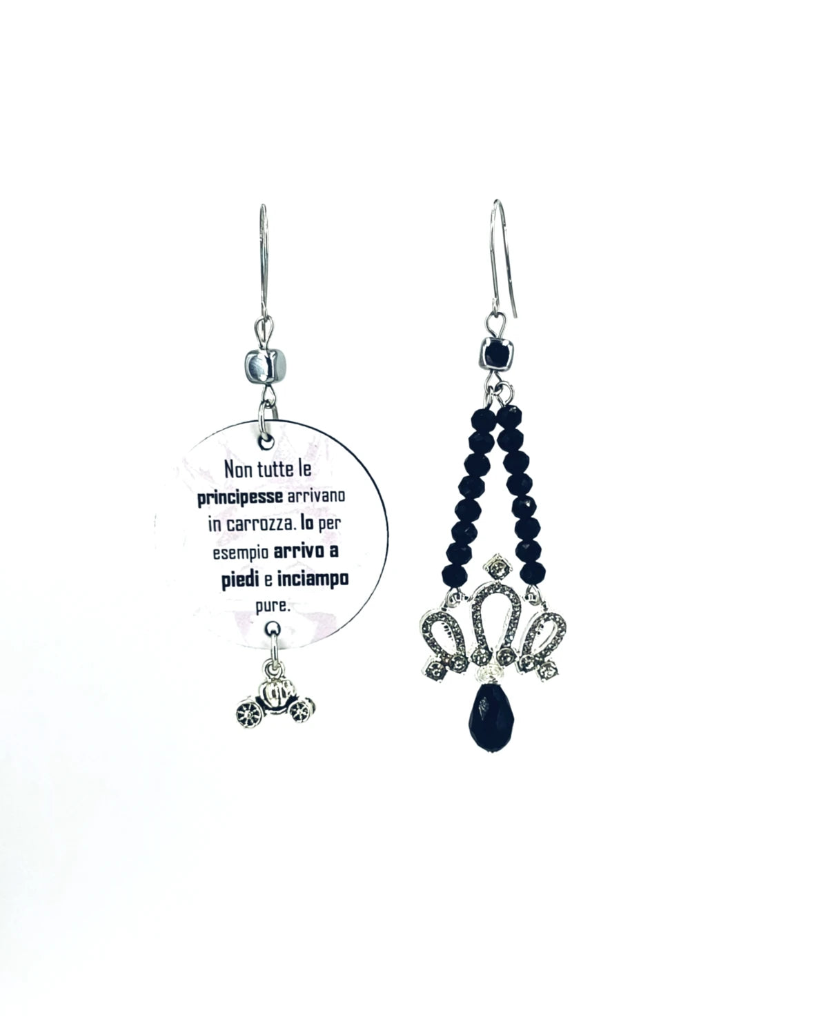 Orecchini Arrivo a piedi e inciampo