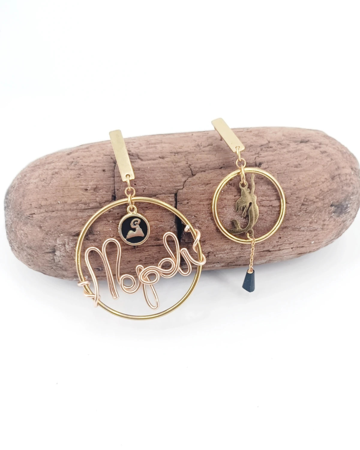 Orecchini Napoli e la sirena Partenope su legno