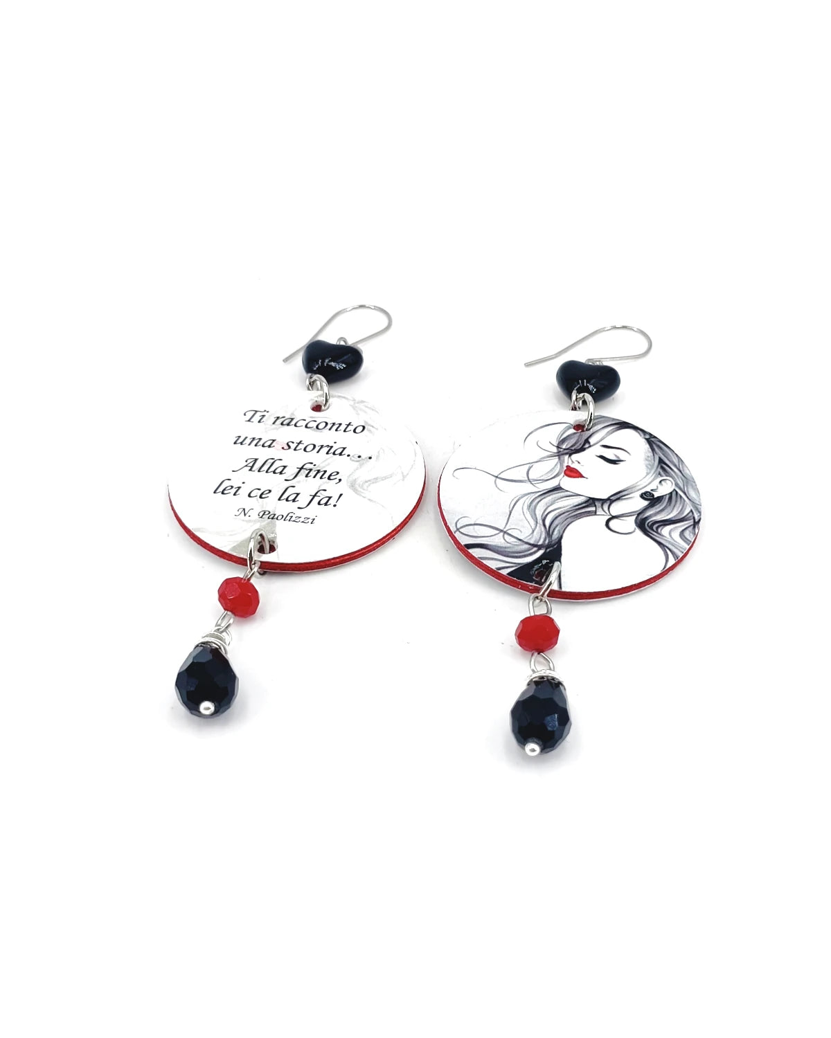 Orecchini di carta Alla fine, lei ce la fa