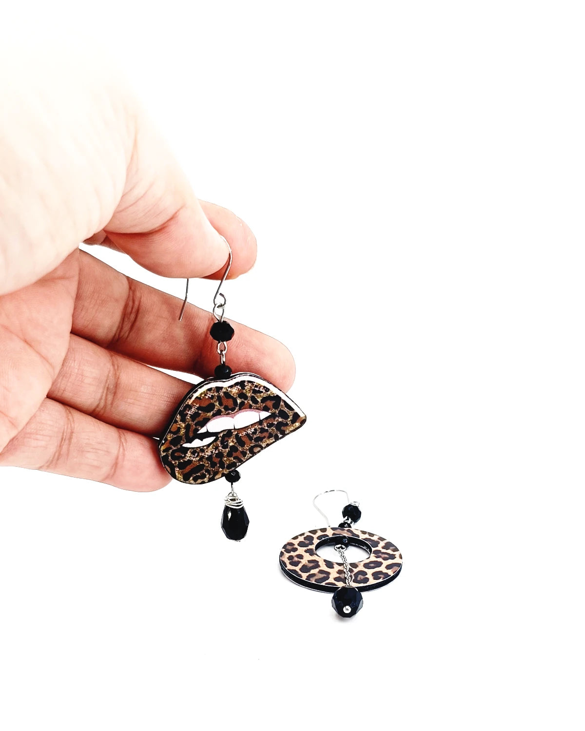 Orecchini di carta Bocca selvaggia animalier