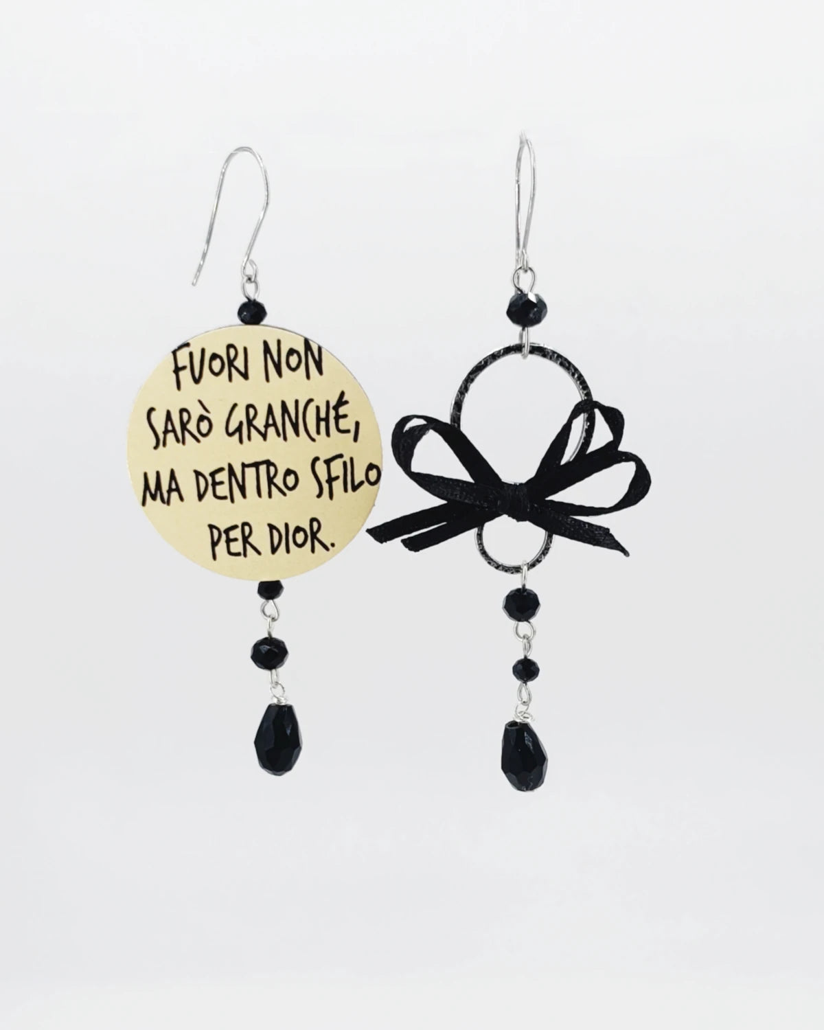 Orecchini di carta Dentro sfilo per Dior