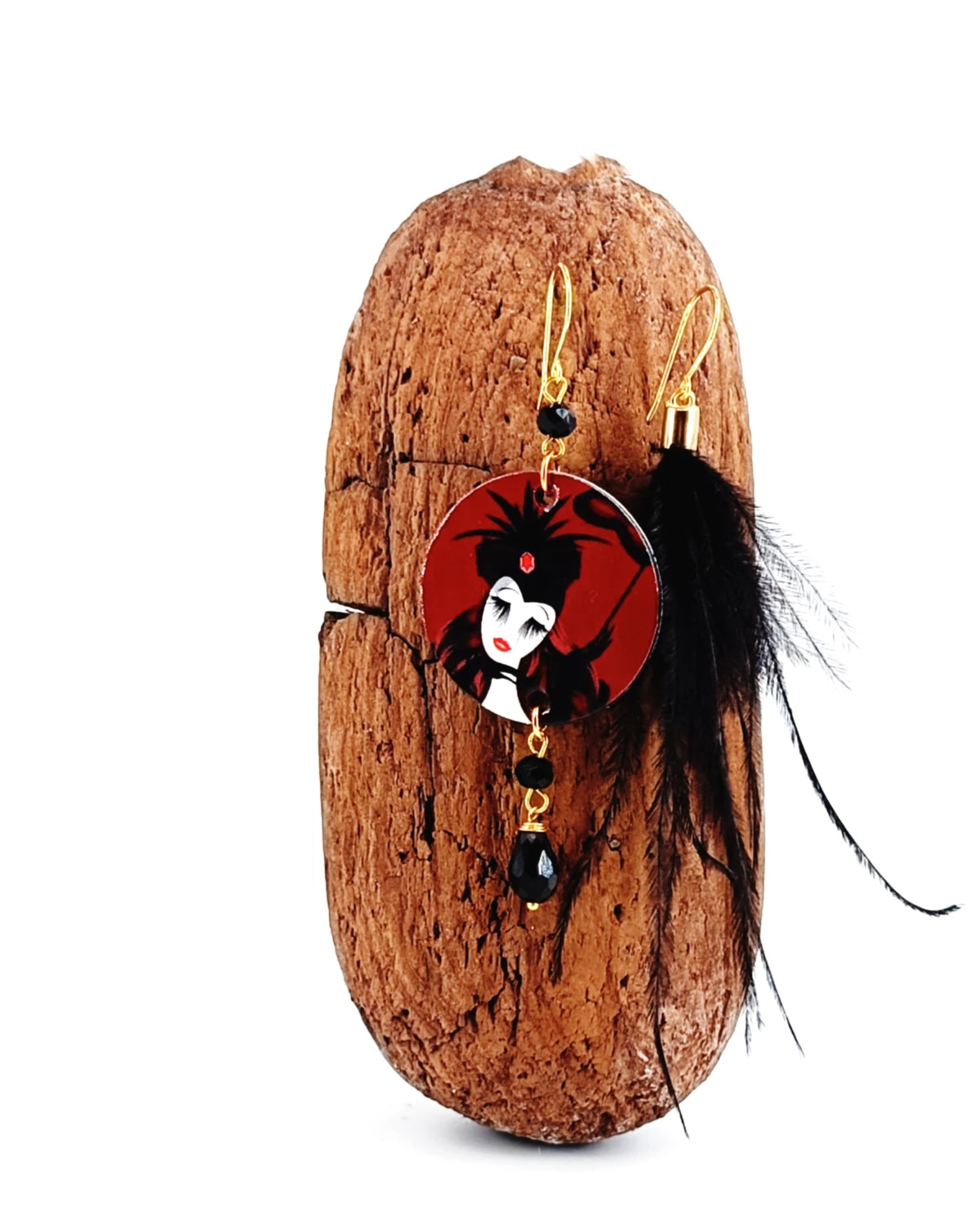 Orecchini di carta Donna con le ciglia lunghe