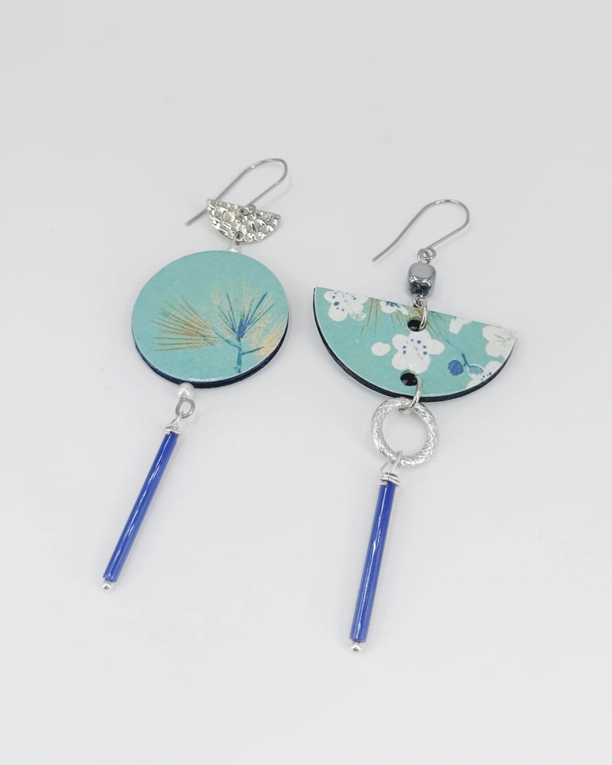 Orecchini di carta Giappone floreale appoggiati