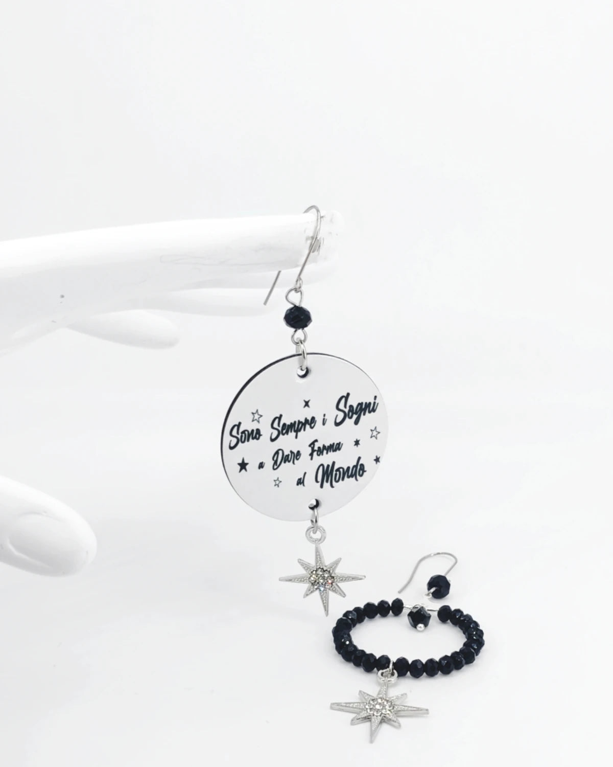 Orecchini di carta I sogni danno forma al mondo luciano ligabue