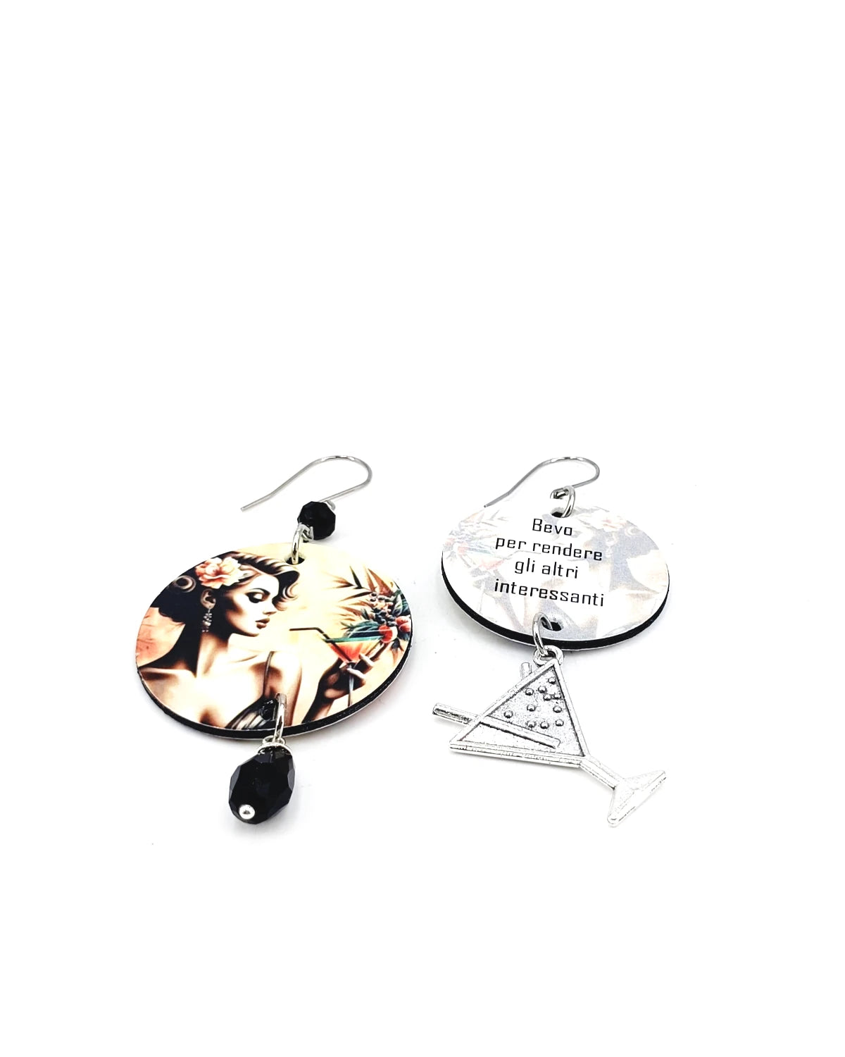 Orecchini di carta Interessanti dopo un drink