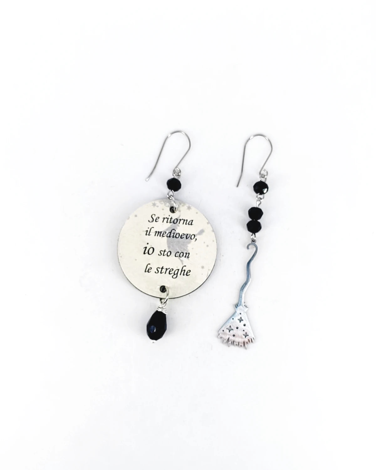 Orecchini di carta Io sto con le streghe