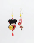 Orecchini di carta Kokeshi