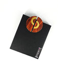 Orecchini di carta Lobo legno su packaging