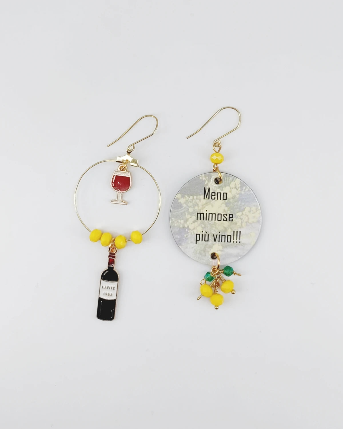 Orecchini di carta Meno mimose più vino
