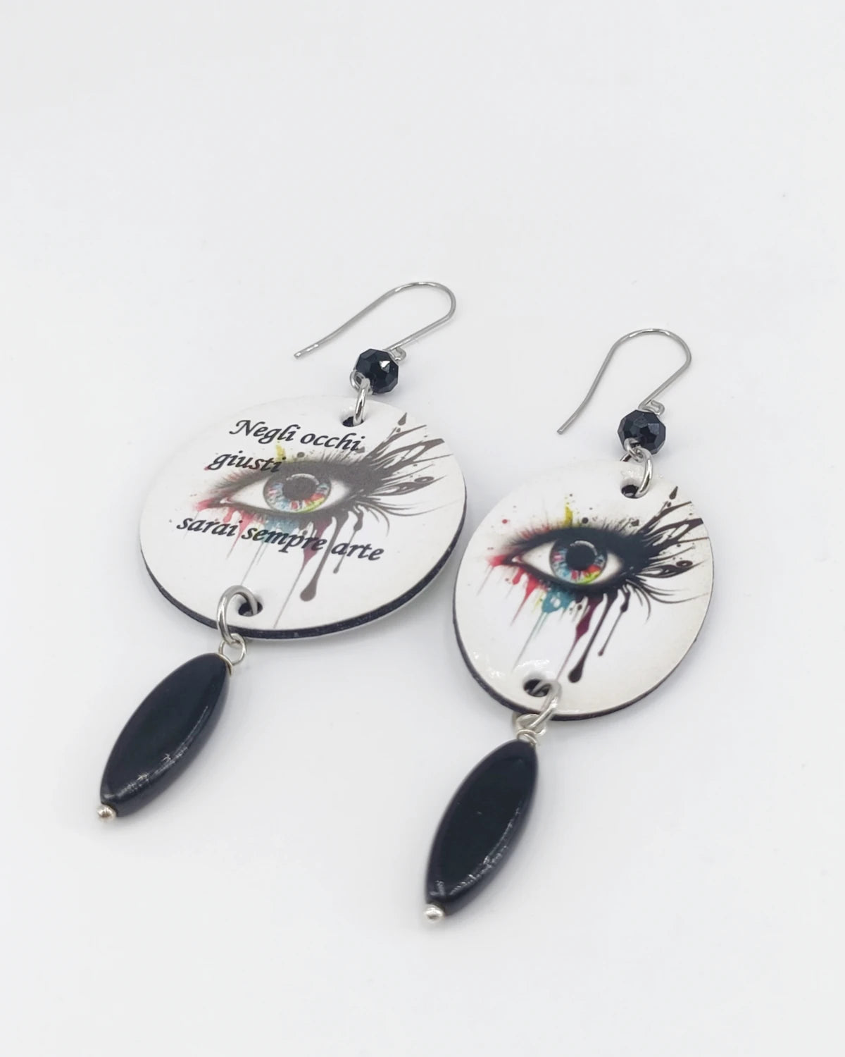 Orecchini di carta Negli occhi giusti sei arte appoggiati