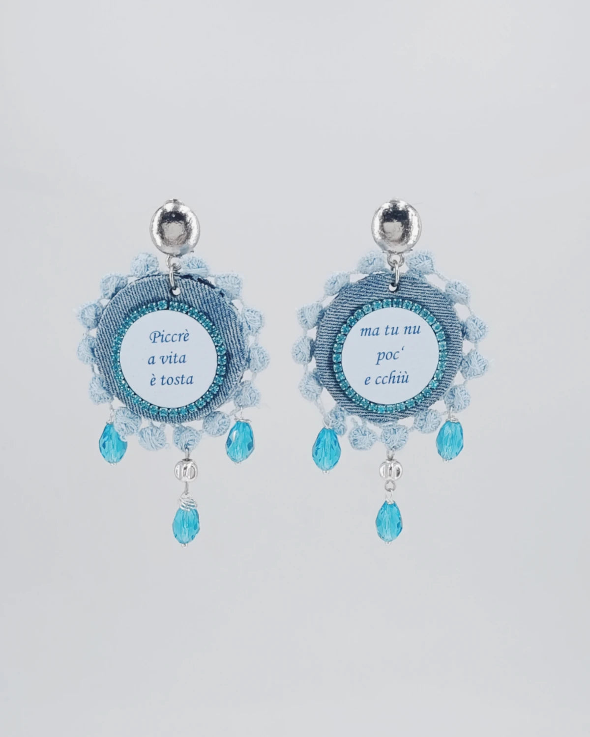 Orecchini di carta Piccre' a vita è tosta