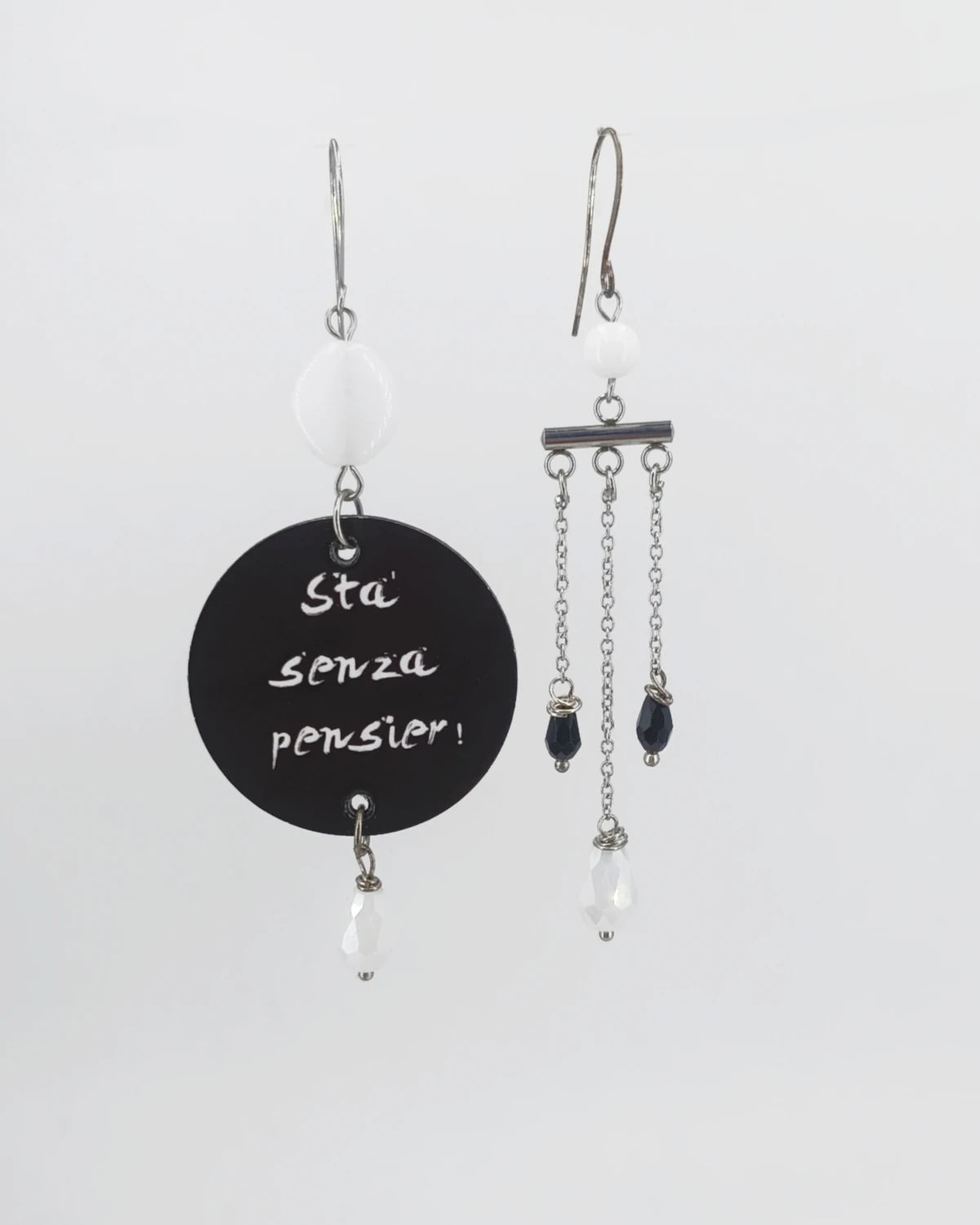 Orecchini di carta Sta' senza pensier