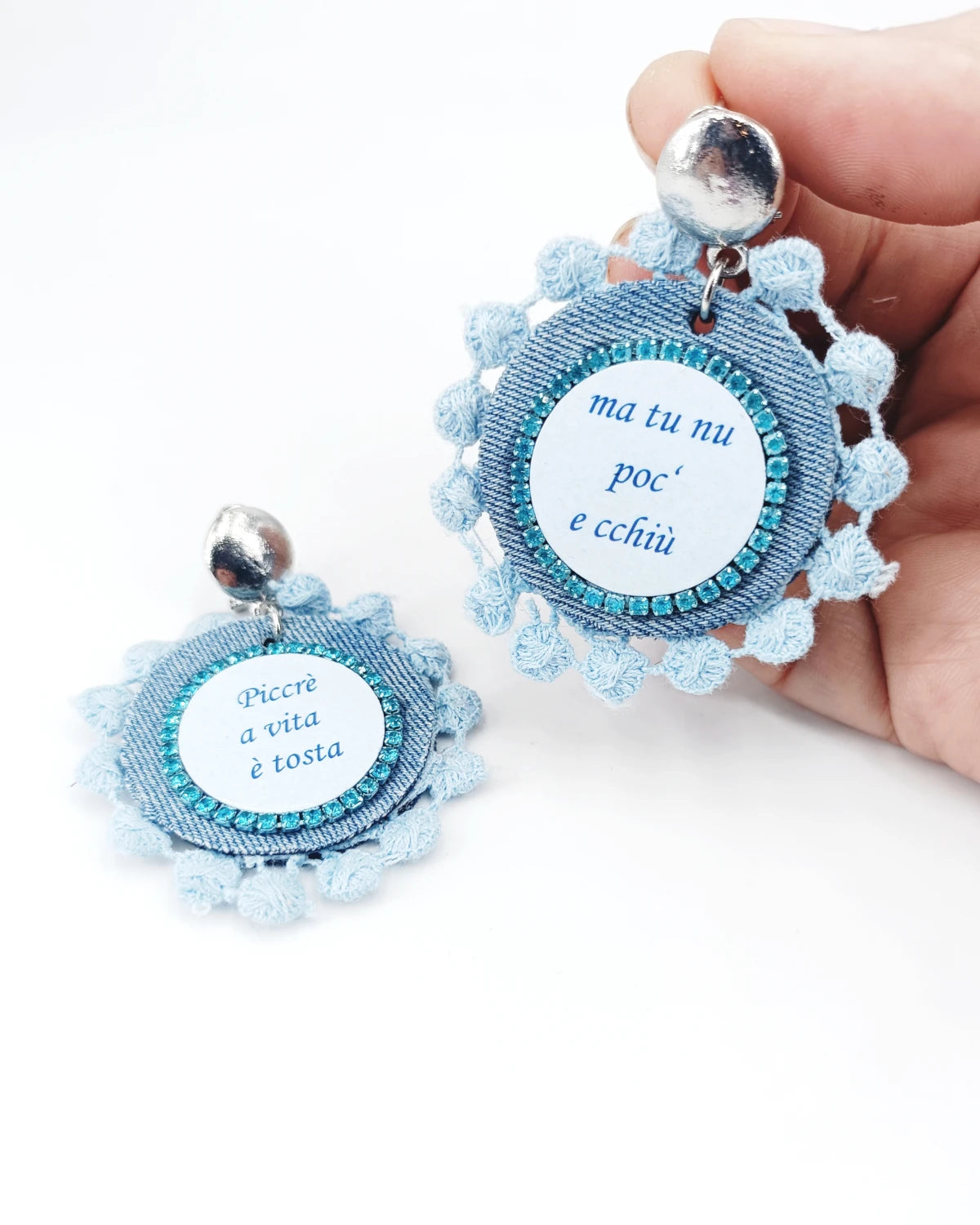 Orecchini di carta a lobo Piccre' a vita è tosta