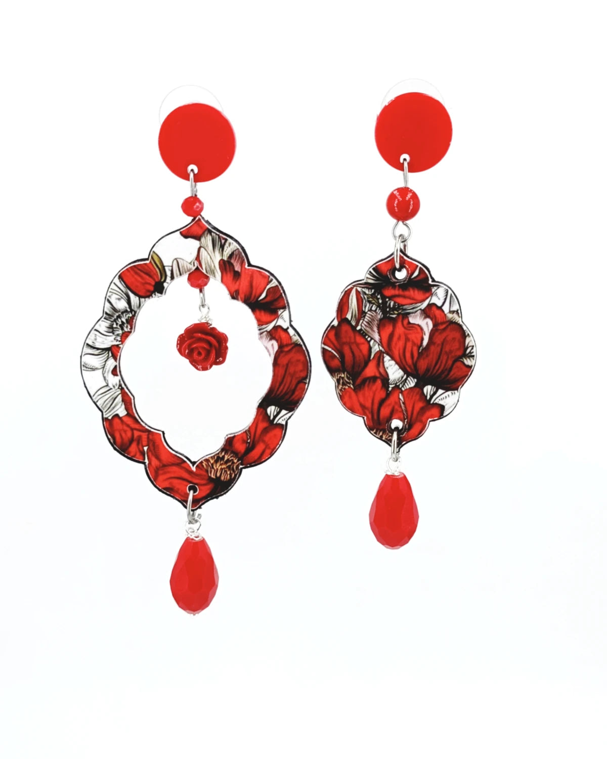 Orecchini di carta a lobo rosso fiorito