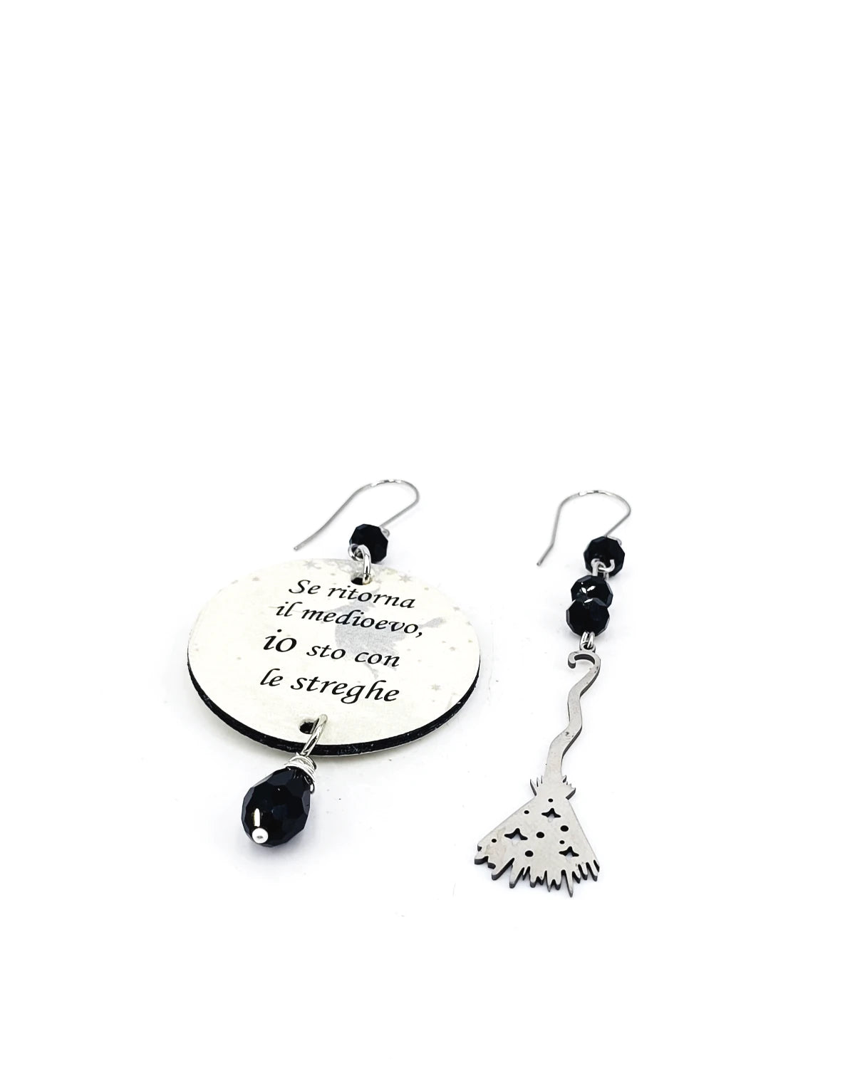 orecchini Se ritorna il medioevo, io sto con le streghe