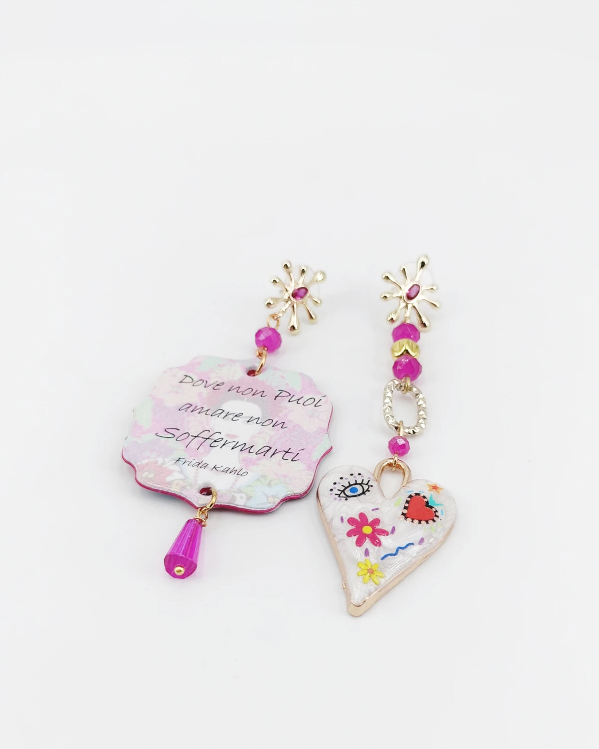 orecchini di carta Dove non puoi amare, non soffermarti