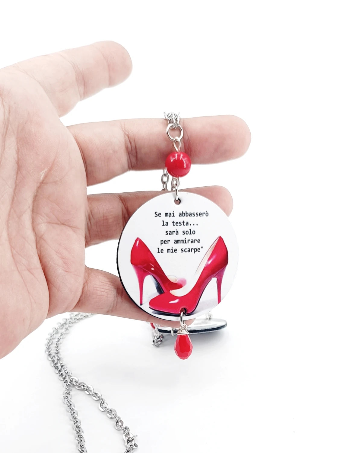 se mai abbasserò la testa sarà solo per ammirare le mie scarpe