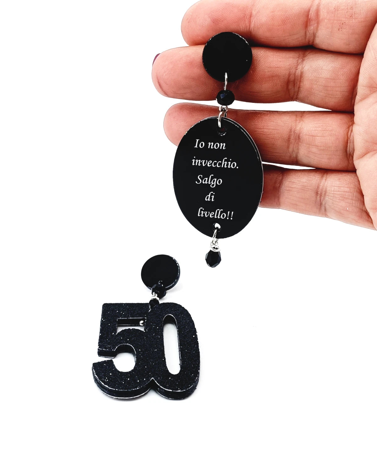 Orecchini di carta A 50 anni salgo di livello