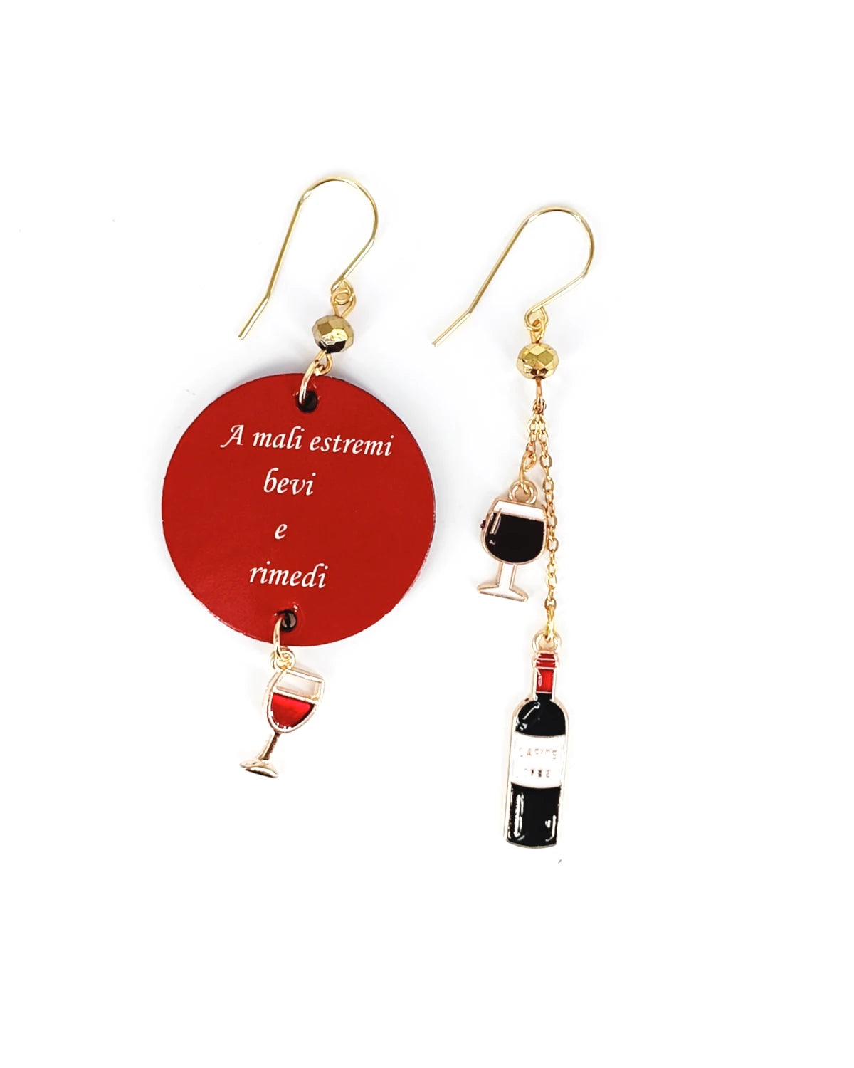 Orecchini di carta A mali estremi bevi e rimedi