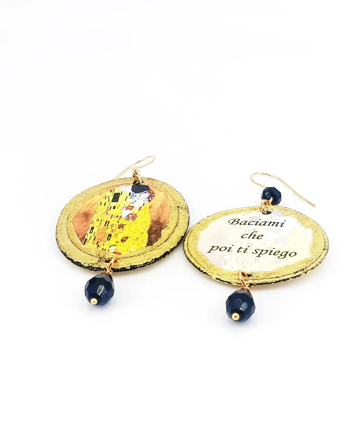 Orecchini di carta Baciami che poi ti spiego