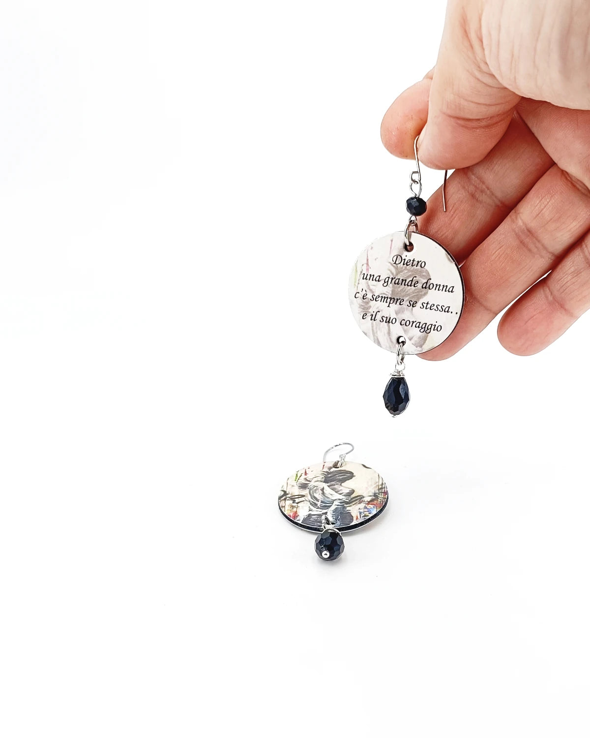 Orecchini di carta Coraggio in sè
