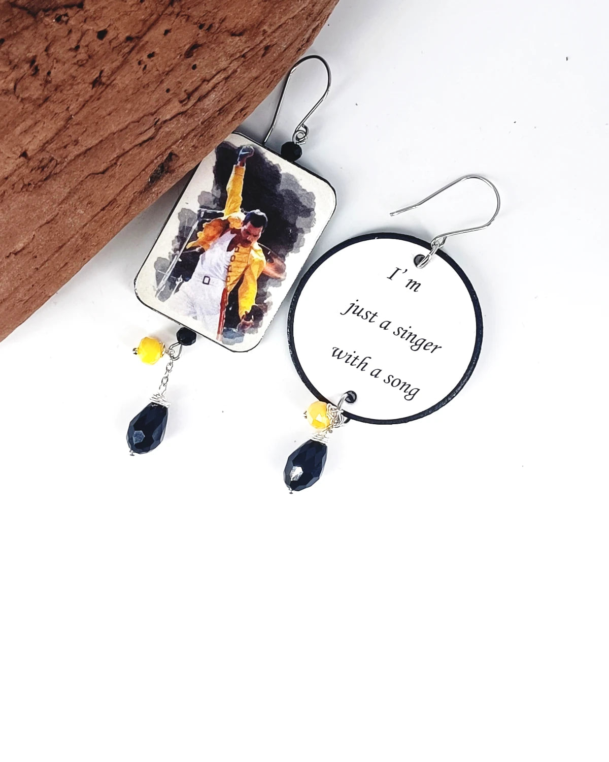 Orecchini di carta Freddie Mercury