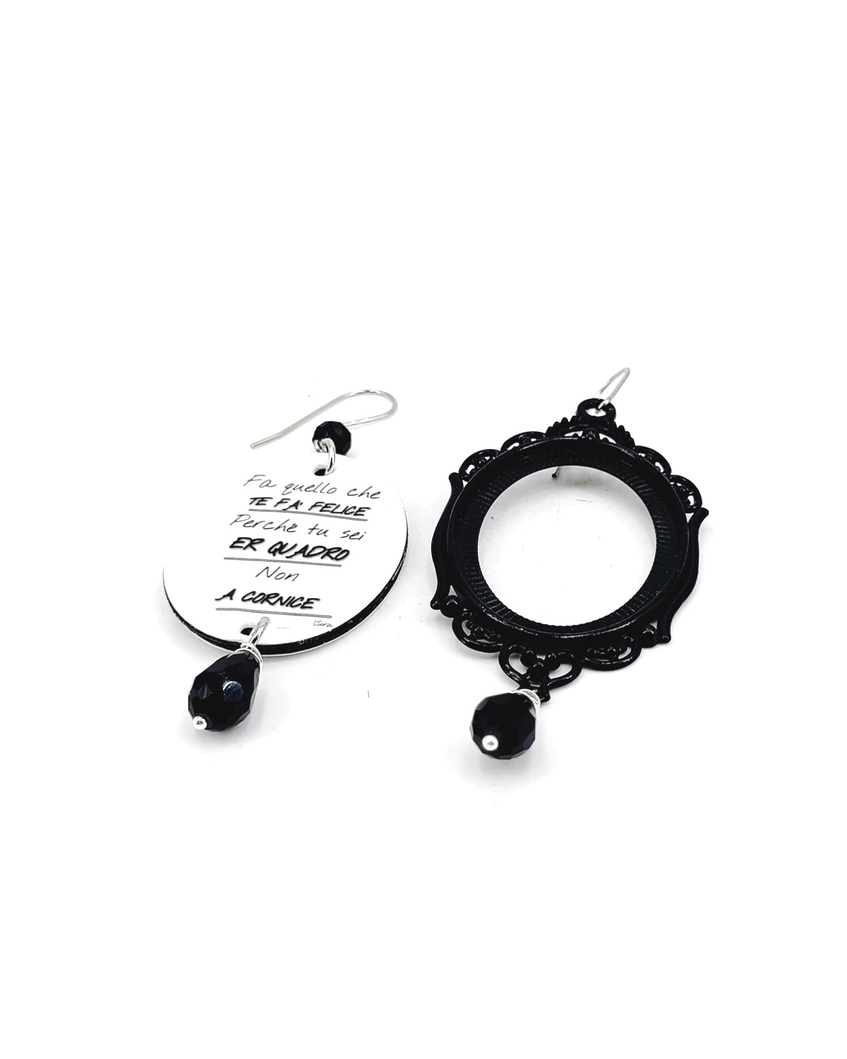 Orecchini di carta Sei er quadro non a cornice