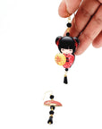 Orecchini di carta Kokeshi
